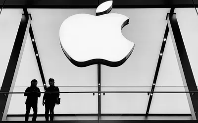 Apple-hires-Meta’s-AR-Public-Relations-Head