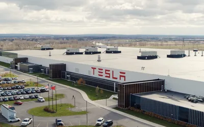 Tesla gigafactory new york buffalo elon musk