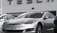 Tesla-Recalls-Half-Million-Electric-Cars-Due-to-Safety-Issues
