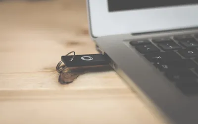 Security-Best-Practices-for-Using-USB's-And-Other-Devices