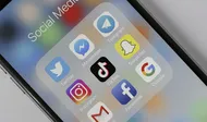 social media apps facebook instagram twitter snapchat tiktok google