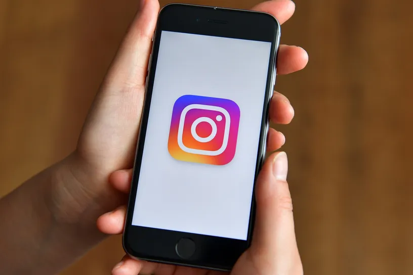 Instagram app splash in hand before showing tailored latest posts