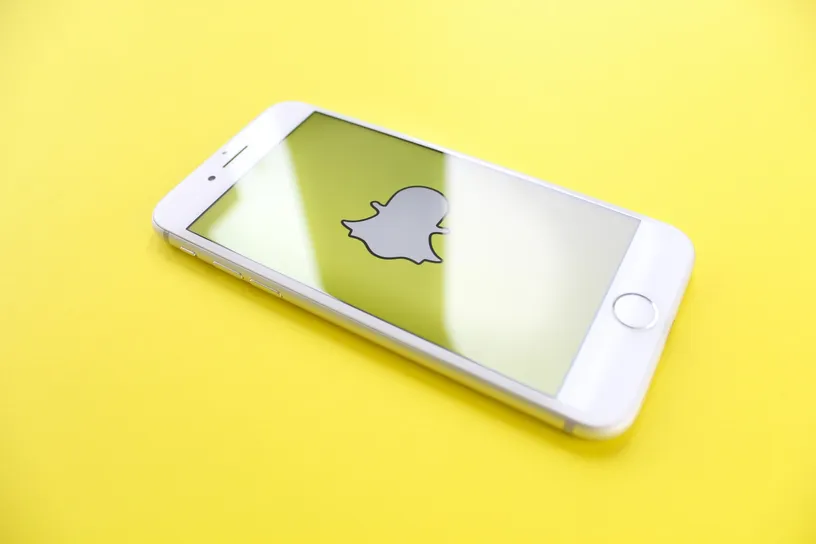 How-To-Use-Dark-Mode-on-Snapchat